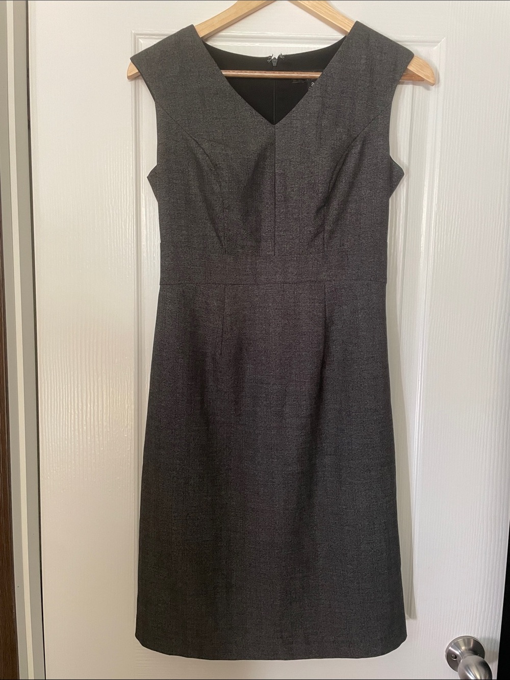 Classic Sleeveless Gray Sheath Dress